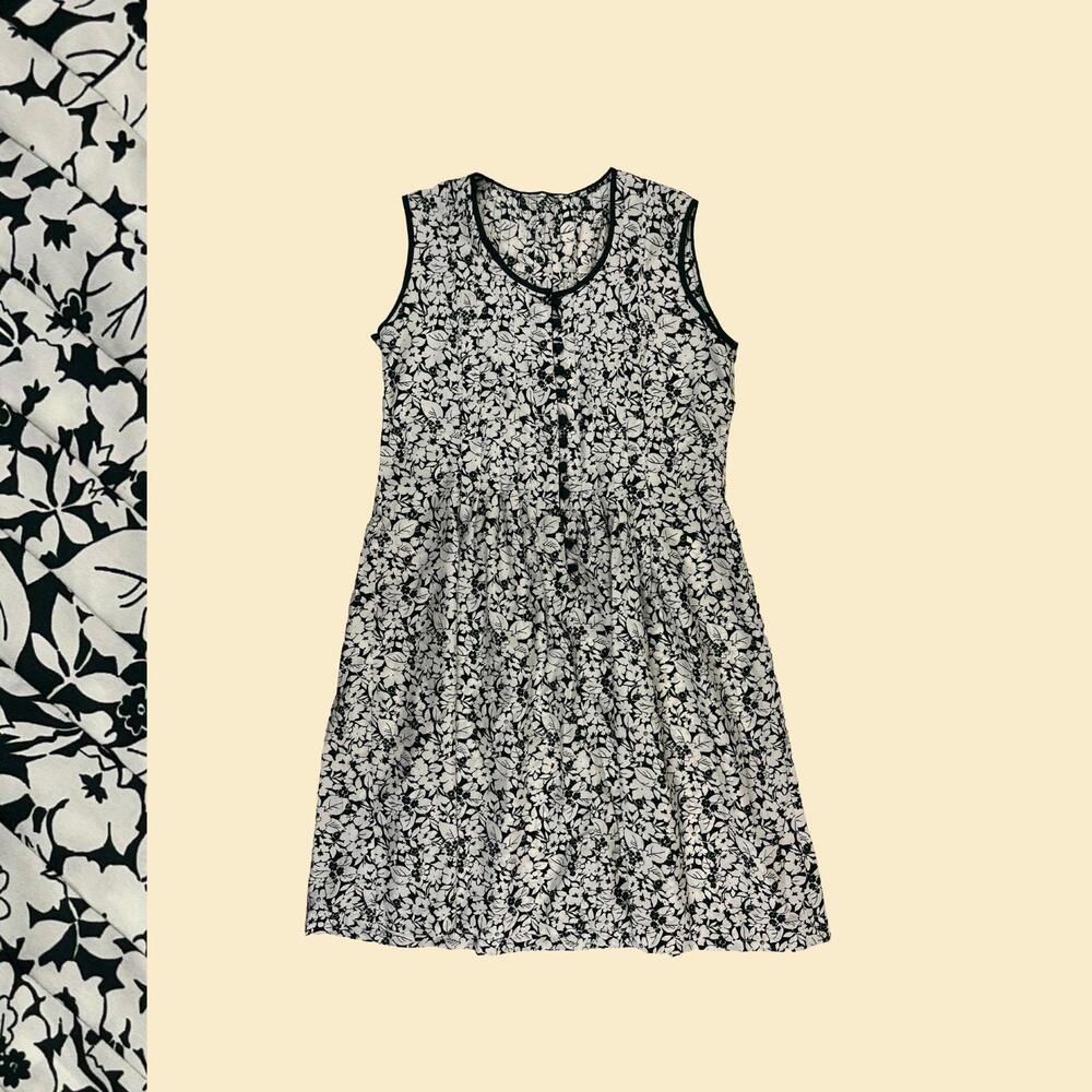 Vintage 80s green floral day dress, casual pleated button down green maxi dress